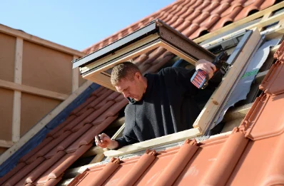 Pose de fenêtres de toit Velux à Courtine